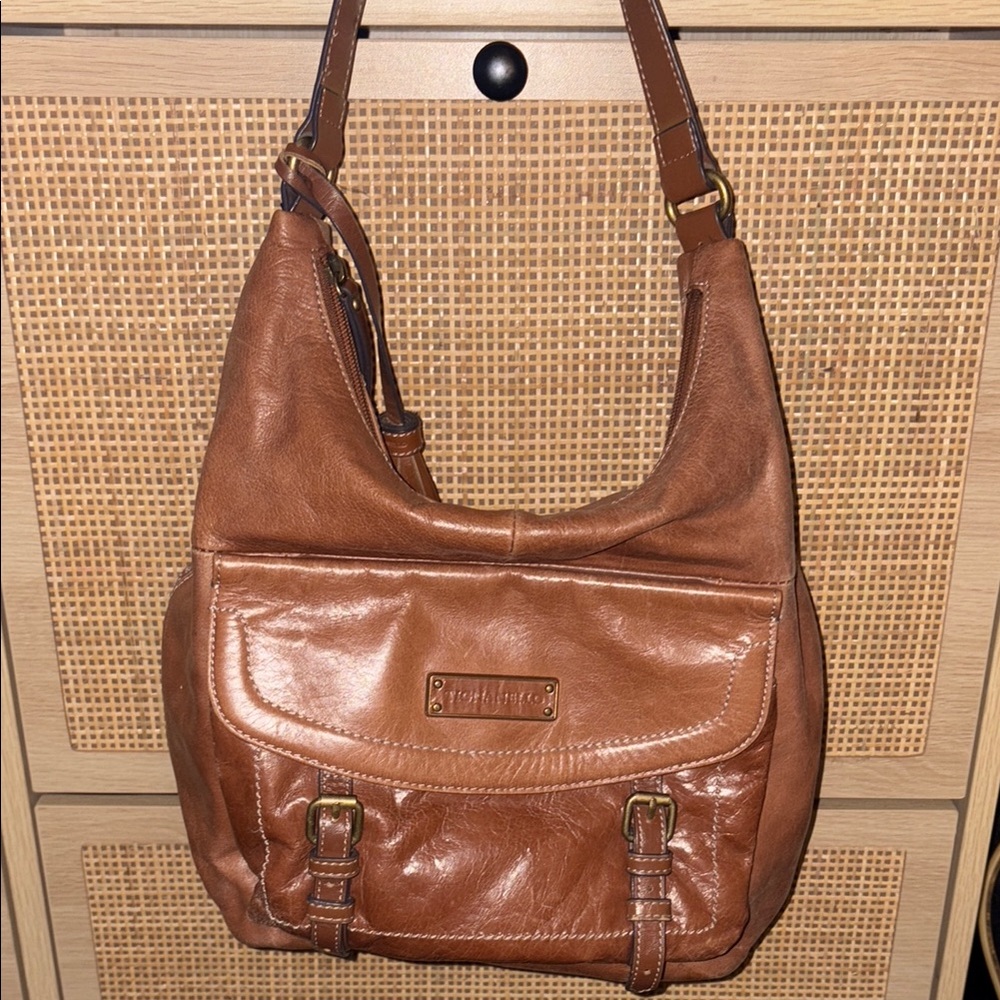 Tignanello Brown Hobo Bag with Soft Leather and Relaxed Silhouette